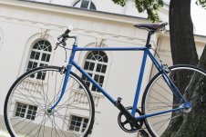 <p>Klassische 1" -Rennrad-Geometrie mit Bocama-Muffen (Lagerbestand aus den 70er Jahren) Ausgestattet mit normalen Ausfallenden als  SingleSpeed-Stadtrenner.<br />Foto: Michael Zalewski - www.MIZAFO.DE</p>